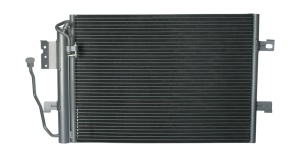Condensator climatizare (cu uscator) potrivit MERCEDES A (W168) 1.4-1.9 07.97-08.04 - Img 3