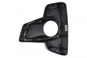 Grila bara fata dreapta plastic, negru lucios/crom potrivit TOYOTA HILUX VIII 01.18-05.20 - Img 2