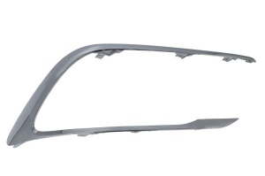 Grila bara fata dreapta potrivit Toyota AURIS E18 2015-2018 - plastic, crom