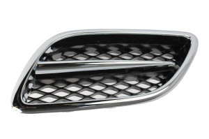 Grila radiator Stanga potrivit NISSAN PRIMERA 1.6-2.0D 1996-2002 pana in 2002 - (crom/negru)