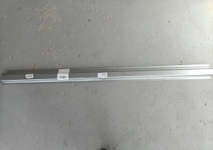 Prag Stanga/Dreapta potrivit SUZUKI GRAND VITARA II 2005-2015 - (partea interioara)