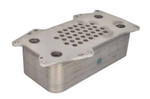 Radiator ulei potrivit FENDT 208 S FARMER, 209 F VARIO, 209 FA VARIO, 209 P VARIO, 209 PA VARIO, 209 S FARMER, 209 V VARIO, 209 VA VARIO, 209 VARIO, 210 F VARIO, 210 FA VARIO, 210 P VARIO - Img 2