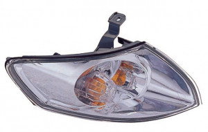 Semnalizator fata Dreapta (alb) potrivit MAZDA 626 V 1.8-2.0D 1997-2002 1999-2002
