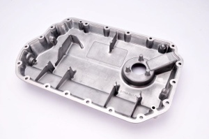 Baie ulei (partea inferioara, cu locas pentru senzor, aluminiu) potrivit AUDI A4 B5, A4 B6, A6 C5, ALLROAD C5; SKODA SUPERB I; VW PASSAT B 1996-2008 - (partea inferioara, cu locas pentru senzor; aluminiu) - Img 2