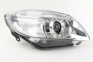 Far dreapta potrivit SKODA FABIA, ROOMSTER 2006-2010 - (H7, reglaj electric, cu motoras)
