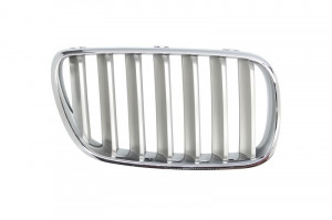Grila radiator Dreapta potrivit BMW X3 (E83) 2.0-3.0D 2004-2011 pana in 2010 - (crom/titan)