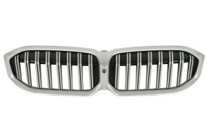Grila radiator potrivit BMW 3 G20, G21 dupa 2022 - (cu gaura pentru camera)
