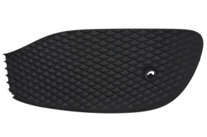 Grila ventilatie bara protectie fata dreapta potrivit MERCEDES E-KLASA A238/C238, E-KLASA W213 dupa 2016 - (inferior, cu orificii senzor parcare, plastic, negru)