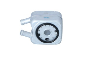 Radiator ulei motor (cu garnitura) potrivit AUDI A2, A3, A4 B5, A4 B6, A4 B7, A6 C5, TT; MITSUBISHI OUTLANDER II; SEAT ALHAMBRA, ALTEA, ALTEA XL, AROSA, CORDOBA, CORDOBA VARIO, EXEO 1.4-2.5D 02.93- - Img 3