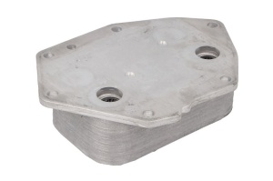 Radiator ulei motor potrivit CITROEN C5 II, C5 III, C6, C8, C-CROSSER, C-CROSSER ENTERPRISE; FIAT ULYSSE; FORD GALAXY II, GALAXY MK II, MONDEO IV, S-MAX; JAGUAR XF I, XF SPORTBRAKE 2.2D 03.06- - Img 2