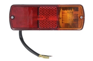 Stop spate stanga/dreapta (12/24V, rosu, cu intermitent, cu stop, lumina de parcare) potrivit CASE IH 100, 130, 130 B, 135, 15, 16, 160, 160 B, 180, 210, 210 B, 210 BLR, 210 BNLC, 210 C, 210 LR, 230, 240, 240 B - Img 1