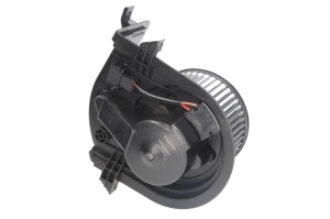 Ventilator habitaclu potrivit SEAT AROSA, CORDOBA, CORDOBA VARIO, IBIZA II, INCA; VW CADDY II, CADDY II/MINIVAN, GOLF III, GOLF IV, POLO, POLO III, POLO III CLASSIC 1.0-2.9 08.91-06.04 - Img 2