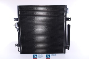 Condensator climatizare (cu uscator) potrivit DODGE NITRO; JEEP CHEROKEE 2.8D/3.7/4.0 09.06- - Img 3