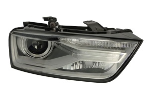 Far dreapta (D5S/H8/LED, electric, cu motor, fara controler; fara controler LED) potrivit AUDI Q3 8U 2015-2018