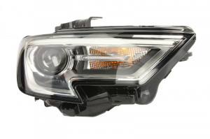 Far Dreapta (D5S/LED, electric, cu motor) potrivit AUDI A3 06.16- - Img 1