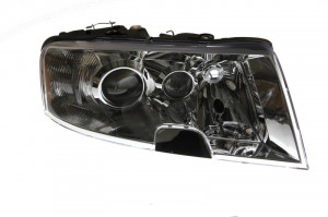 Far dreapta potrivit SKODA SUPERB 2001-2008 - (H3/H7, reglaj electric, cu motoras, fundal cromat)