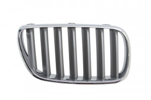 Grila radiator Dreapta potrivit BMW X3 (E83) 2.0-3.0D 2004-2011 pana in 2010 - (crom/gri)
