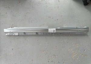 Prag lateral stanga potrivit VW BORA, GOLF 4 HATCHBACK/COMBI 1997-2006