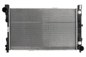 Radiator motor (cu elemente potrivite usor) potrivit MERCEDES C (CL203), C T-MODEL (S203), C (W203), CLK (A209), CLK (C209), SLK (R171) 1.8-5.5 - Img 1