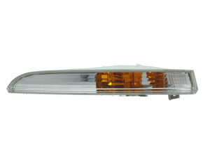 Semnalizator fata dreapta potrivit VW PASSAT CC 2008-2012 - (transparent)