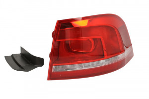 Stop tripla lampa spate dreapta potrivit VW PASSAT COMBI 2010-2014 - ( exterior )
