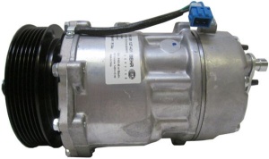 Compresor climatizare potrivit VW LT 28-35 II, LT 28-46 II, TRANSPORTER T4 2.4D-2.8D 09.90-07.06 - Img 3