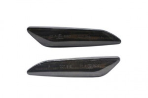 Semnalizator lampa lateral stanga/dreapta fumuriu, LED potrivit ALFA ROMEO 147, 156, 166; FIAT TIPO; LANCIA DELTA III, YPSILON 0.9-3.2 dupa 1997 - Img 1