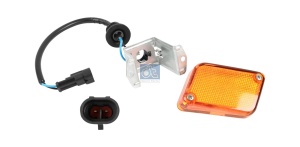 Semnalizator lateral stanga (culoare sticla: portocaliu, R10W, cu bec) potrivit IVECO EUROTECH MH, EUROTECH MP, EUROTECH MT 01.92- - Img 3
