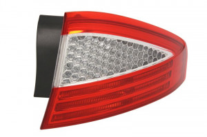 Stop lampa spate dreapta potrivit FORD MONDEO 4 IV Hatchback dupa 2010 - exterior