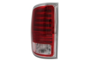 Stop spate stanga potrivit RAM TRUCK RAM IV 2013-2015 - LED, culoare sticla crom/rosu, fara ECE