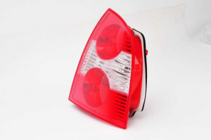 Stop tripla lampa spate dreapta potrivit VW PASSAT LIMUZINA 2000-2005 - Img 3