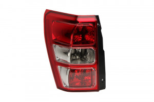 Stop tripla lampa spate stanga potrivit SUZUKI GRAND VITARA OFF-ROAD 2005-2009 - (Semnalizator alb, culoare sticla: rosu) - Img 2