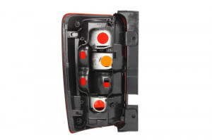 Stop tripla lampa spate stanga potrivit VW CADDY 2D dupa 2015 - (culoare sticla fumuriu,versiunea cu usi spate) - Img 2
