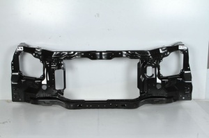 Acoperire fata potrivit ISUZU D-MAX RA 2002-2012 - (complet, cu suporturi pentru faruri)