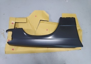 Aripa Dreapta potrivit MERCEDES 190 W201 1982-1993 Resigilat