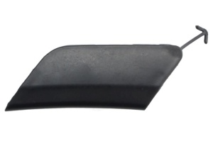 Capac carlig remorcare Fata potrivit TOYOTA COROLLA dupa 2019 Sedan dupa 2018 - (plastic, grund)