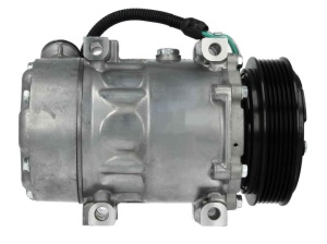 Compresor climatizare potrivit CITROEN C5 I, C8, EVASION, JUMPY I, XSARA PICASSO; FIAT SCUDO, ULYSSE; LANCIA PHEDRA, ZETA; PEUGEOT 206, 406, 607, 806, 807, EXPERT 1.8/2.0/2.2 11.95- - Img 1