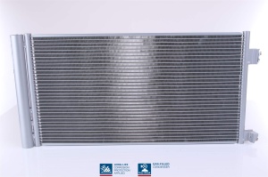 Condensator climatizare (cu uscator) potrivit JAGUAR F-PACE, XE, XF II 2.0 03.15- - Img 3