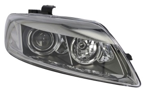 Far dreapta (D1S/P21W, electric, cu motor) potrivit AUDI Q7 4L 2010-2015