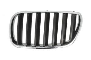 Grila radiator Stanga potrivit BMW X3 (E83) 2.0-3.0D 2004-2011 pana in 2010 - (crom/gri)