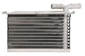 Intercooler potrivit AUDI A1, A3; SEAT ALTEA, ALTEA XL, LEON, TOLEDO III, TOLEDO IV; SKODA OCTAVIA II, RAPID, SUPERB II, YETI; VW EOS, GOLF PLUS V, GOLF V, GOLF VI, JETTA III 1.2/1.4 05.07-07.18 - Img 1