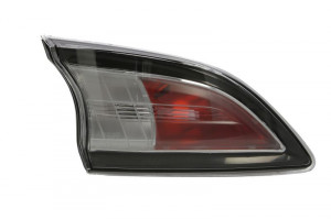 Lampa ceata potrivit MAZDA 3 2008-2014 - spate stanga