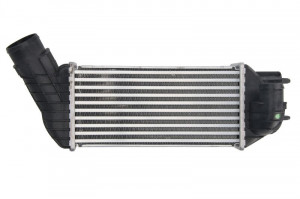 Radiator motor potrivit DS DS 5; CITROEN C4 GRAND PICASSO I, C4 II, C4 PICASSO I, DS4, DS5; PEUGEOT 3008, 308, 308 I, 5008, PARTNER/MINIVAN 1.6D/2.0D/2.0DH 09.07- - Img 1