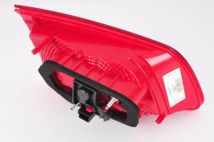 Stop tripla lampa spate dreapta potrivit VW TOUAREG 2010-2014 - (interior, culoare sticla: rosu) - Img 3