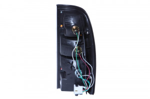 Stop tripla lampa spate stanga potrivit MAZDA B-SERIE PICK-UP 1999-2006 - (Semnalizator portocaliu, culoare sticla: rosu) - Img 2
