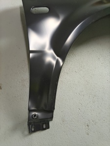 Aripa fata dreapta cu locas semnalizator potrivit VW PASSAT B5, PASSAT B5.5 1996-2000 Resigilat - Img 4