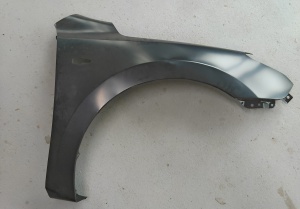 Aripa fata dreapta potrivit HYUNDAI I30 2007-2012 - cu locas semnalizator