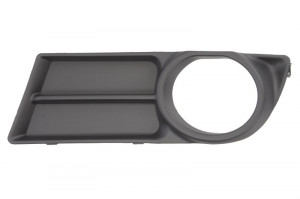 Grila bara Stanga cu locas proiector potrivit TOYOTA COROLLA VERSO 2004-2009 2004-2009