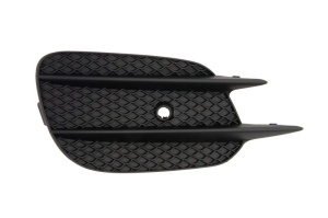 Grila radiator Stanga Inferior potrivit MERCEDES E ALL-TERRAIN (S213), E T-MODEL (S213), E (W213) 2.0-4.0 dupa 2016 - (gauri pentru senzori de parcare, negru)