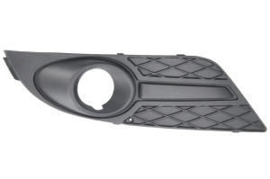 Grila ventilatie bara protectie fata dreapta potrivit FORD FOCUS II 2007-2008 - (cu găuri proiector ceață, negru-mat)